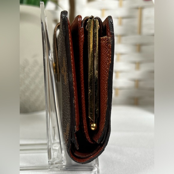 Vintage Louis Vuitton Monogram Viennois Wallet (2001) - Picture 7 of 17